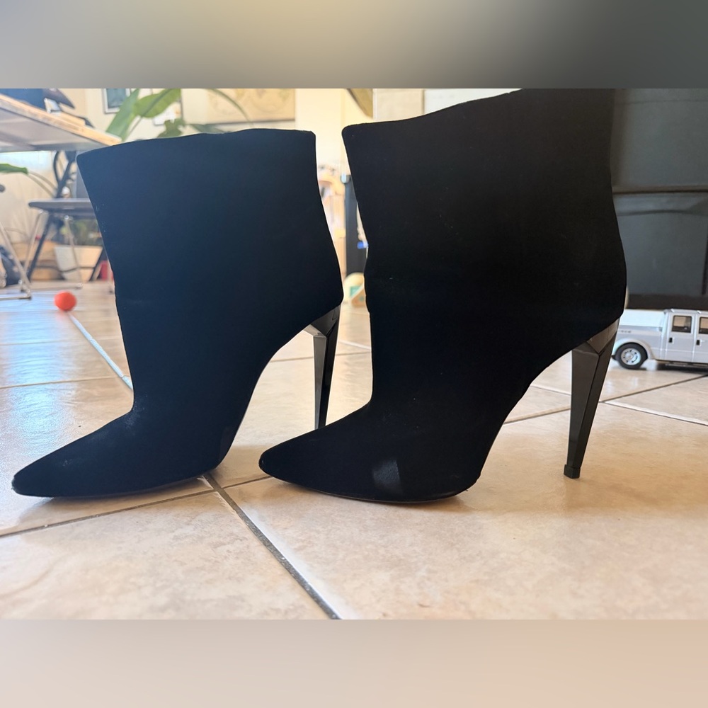 Saint Laurent Black Velvet Pointed Ankle Stiletto Boots - Picture 3 of 8